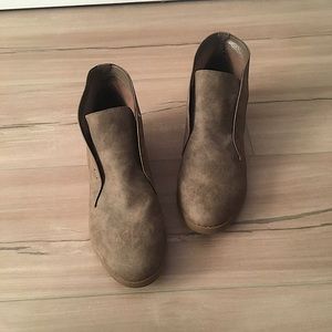 Indigo Vegan Suede no lace Bootie 8.5